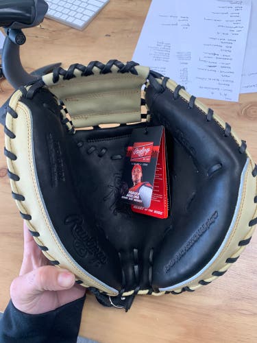 New Right Hand Throw 34" Heart of the Hide Baseball Glove