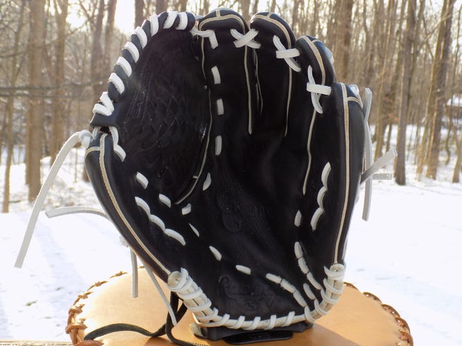 Used Rawlings Right Hand Throw Outfield Gg elite Softball Glove 13"
