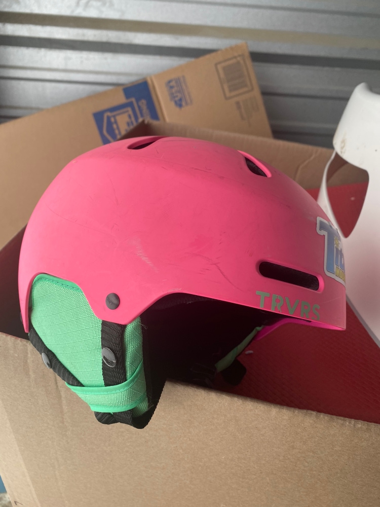 Traverse Snowboard Helmet Kid's Small Helmet Snowboarding Pink