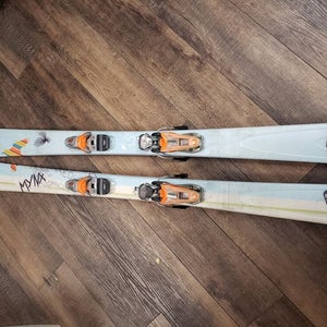 Salomon Mynx twin tip skis 156cm w/ Look Exclusive bindings
