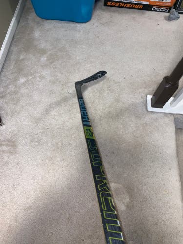 Junior Right Handed P92  Supreme 2S Pro Hockey Stick