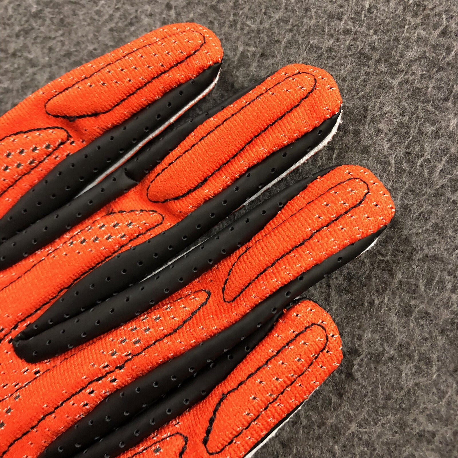 new men's XL Nike SB4 Superbad 4 NFL Issued Receiver Gloves