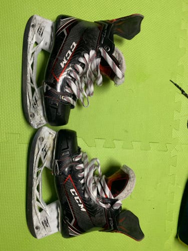 Senior Used CCM JetSpeed FT1 Hockey Skates Extra Wide Width Size 7