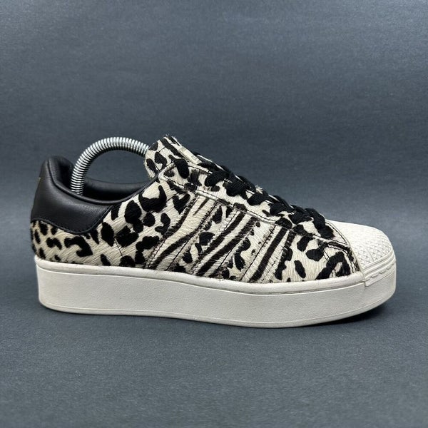 тиран инструктор апендикс Adidas Superstar Bold Fuzzy Animal Print Leopard Shoes Women's Size 8  FV3463 | SidelineSwap