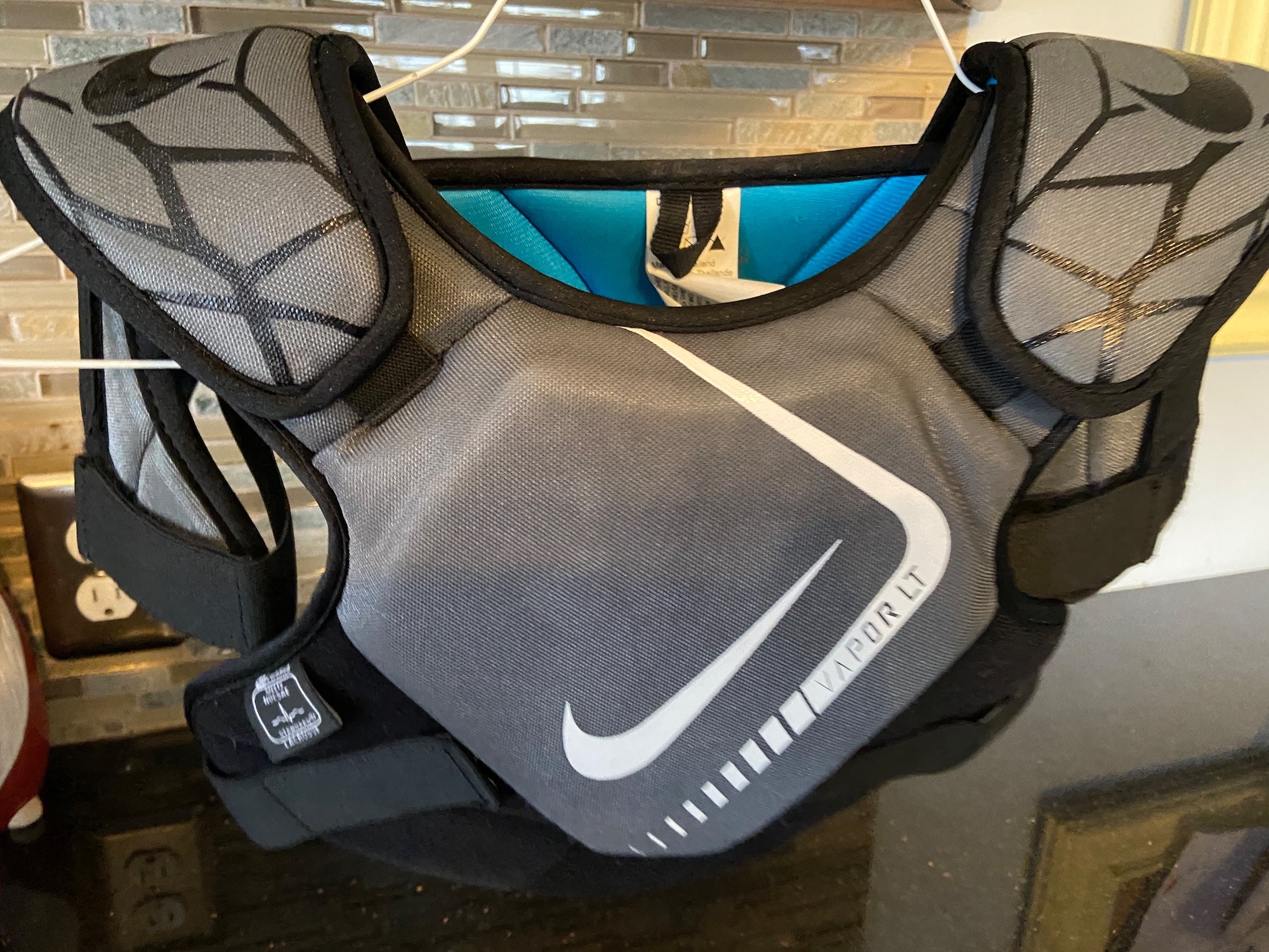 nike vapor elite shoulder pad liner