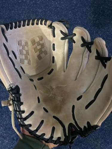 Infield 11.5" MVP Prime Softball Glove