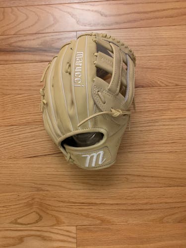 Marucci Ascension Series RHT Outfielder Glove 12.5”