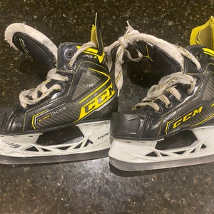 Youth Used CCM Super Tacks AS3 Hockey Skates Regular Width Size 13