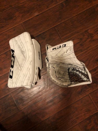 CCM P2.9 Glove And Blocker