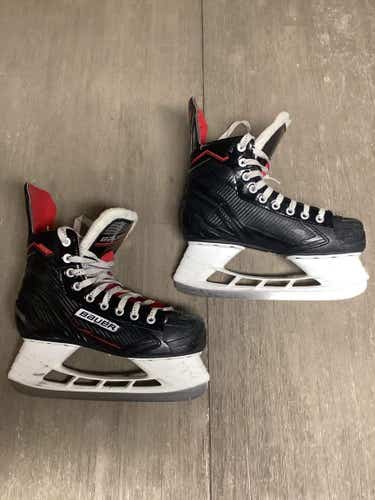 Junior Used Bauer Nsx Hockey Skates Regular Width Size 6