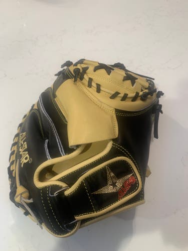Right Hand Throw 33.5" CM3000SBT Catcher's Glove