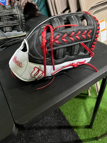 Outfield 12.25" A1000 Baseball Glove