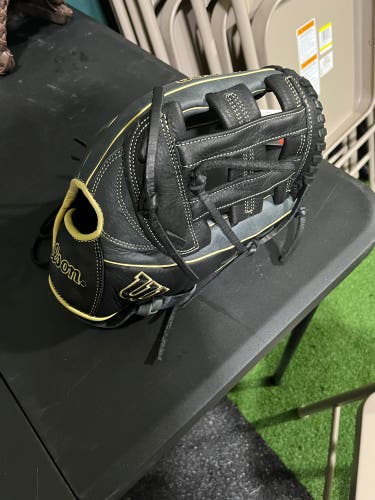 Outfield 12.5" A1000 Baseball Glove
