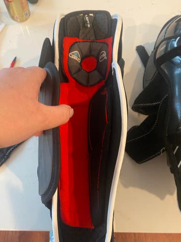 New Bauer Vapor 1X Lite Shin Pads