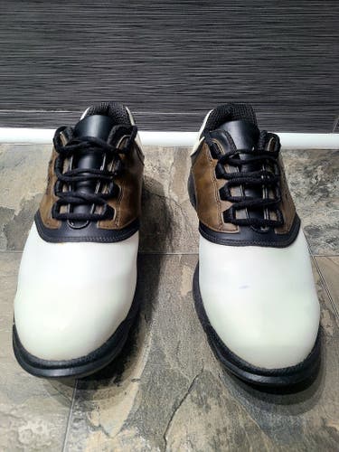 Lightly Used Footjoy GreenJoys Golf Shoes M 9.5 / W 10.5