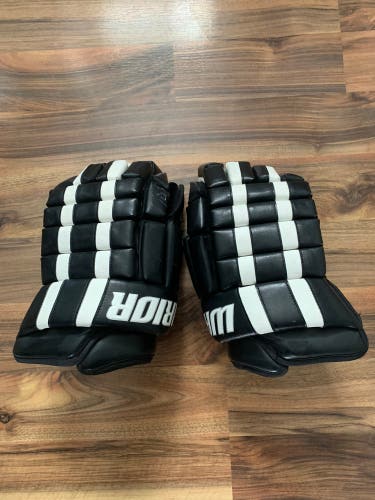 Warrior bonafide gloves