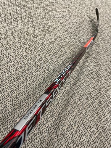 CCM FT5 Pro 85 flex P28 curve right hand stick