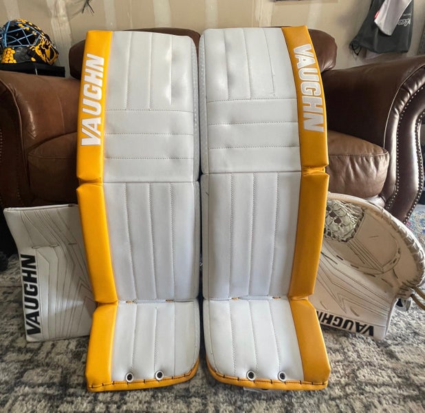 VAUGHN PRO CARBON - pro stock