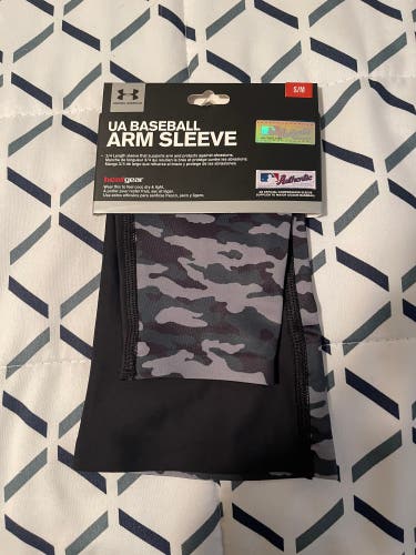 Under Armour Arm Sleeve