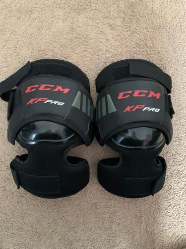 Used CCM KP Pro Knee Pads