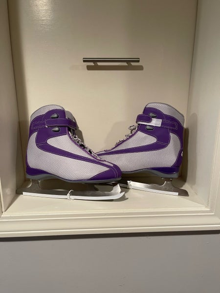 New Women's Size 7 DBX Acceleration Figure Skates