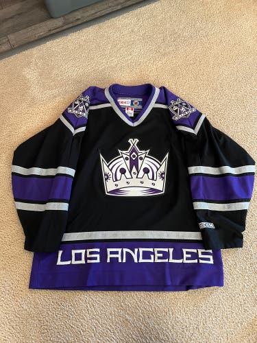 LA Kings Purple Silver and Black Crown Jersey CCM Size Large