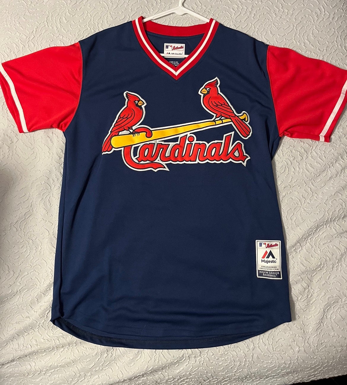  Majestic St. Louis Cardinals Adult Medium Officially Licensed  Replica Jersey Tee : Sports Fan Baseball And Softball Jerseys : Sports 