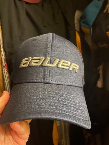 New era Small / Medium Bauer Hat