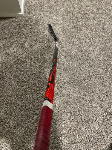 Senior Left Hand P28  Vapor FlyLite Hockey Stick