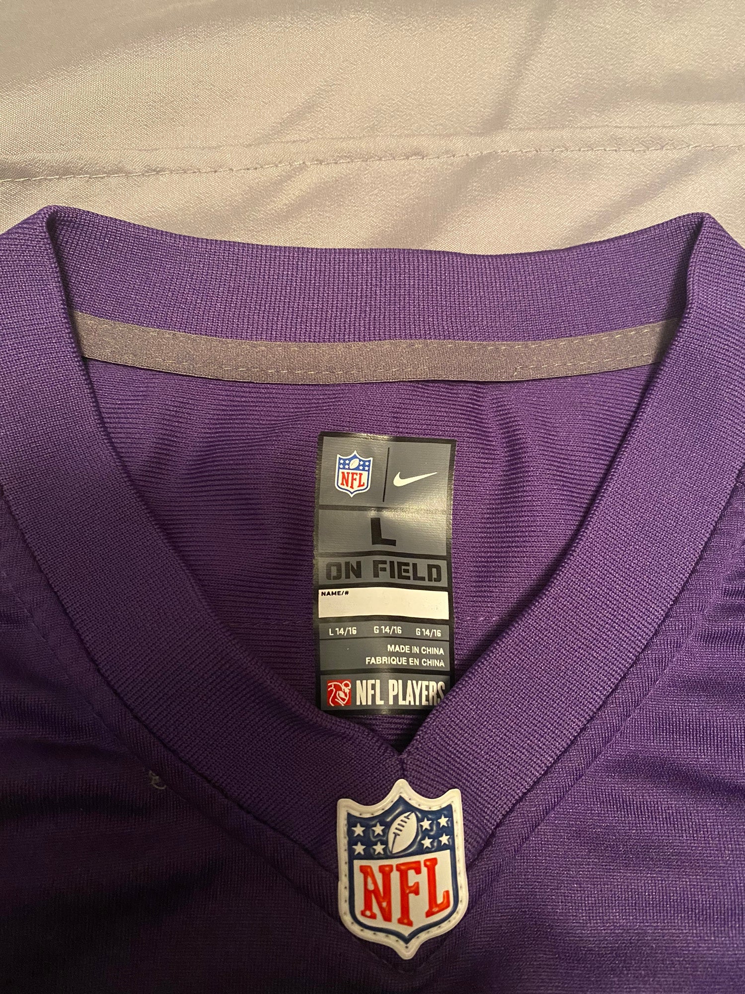 Nike Adrian Peterson Youth Large Vikings Jersey