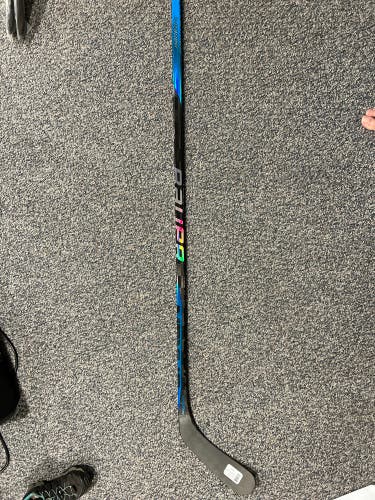 New Left Hand P92 Nexus Sync Hockey Stick