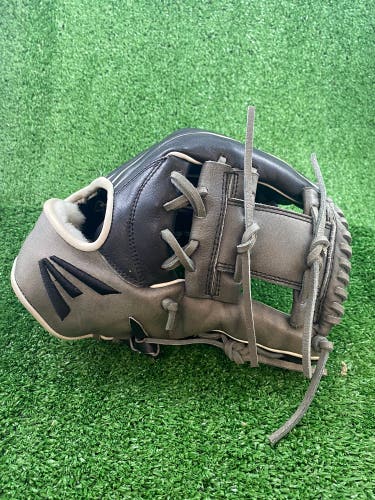 Easton Small Batch #53 C-11 11.25 in