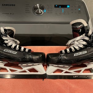 Junior Like-New Bauer vapor x900 Hockey Goalie Skates Regular Width Size 5