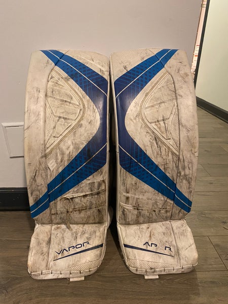 Used 32" Bauer Vapor X900 Goalie Leg Pads