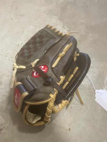 Used Rawlings Highlight Series Right Hand Throw Baseball Glove 12"