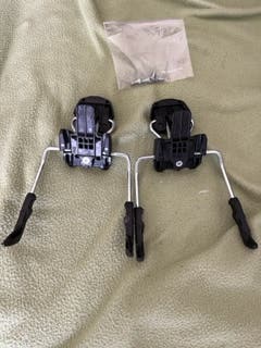 Use Atomic/Salomon Warden 11 brakes, 90mm, $13 or best offer