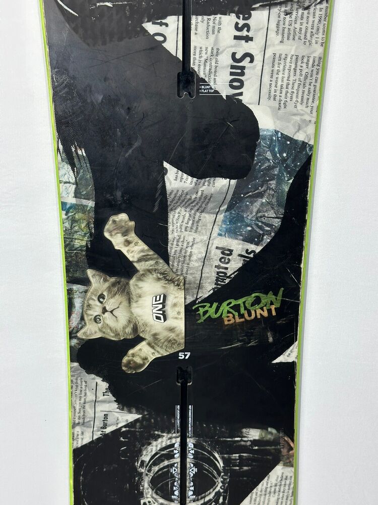 157 cm Burton Blunt Flat Top Mens Snowboard 232 SidelineSwap