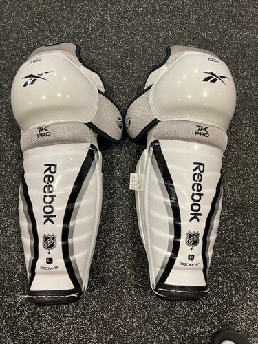 New Reebok Pro Stock 7K Shin Pads