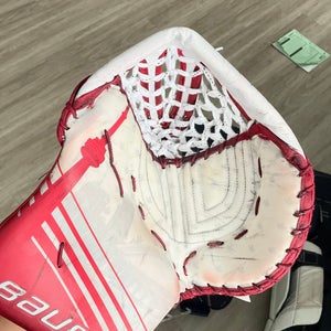 Bauer Pro Stock Custom Hyperlite Goalie Glove