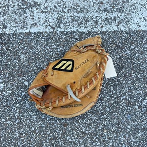 Used Mizuno Right Hand Throw Baseball Glove Unknown