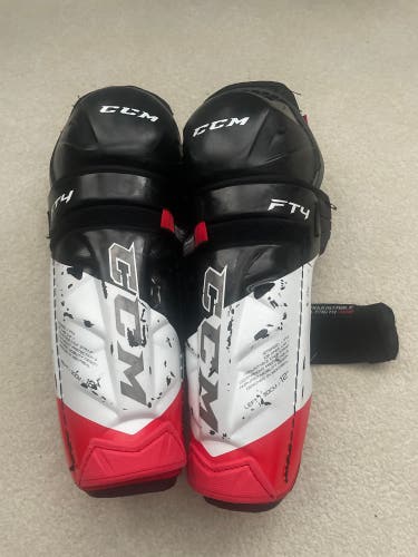 12” Ccm Jetspeed FT4 shin guards