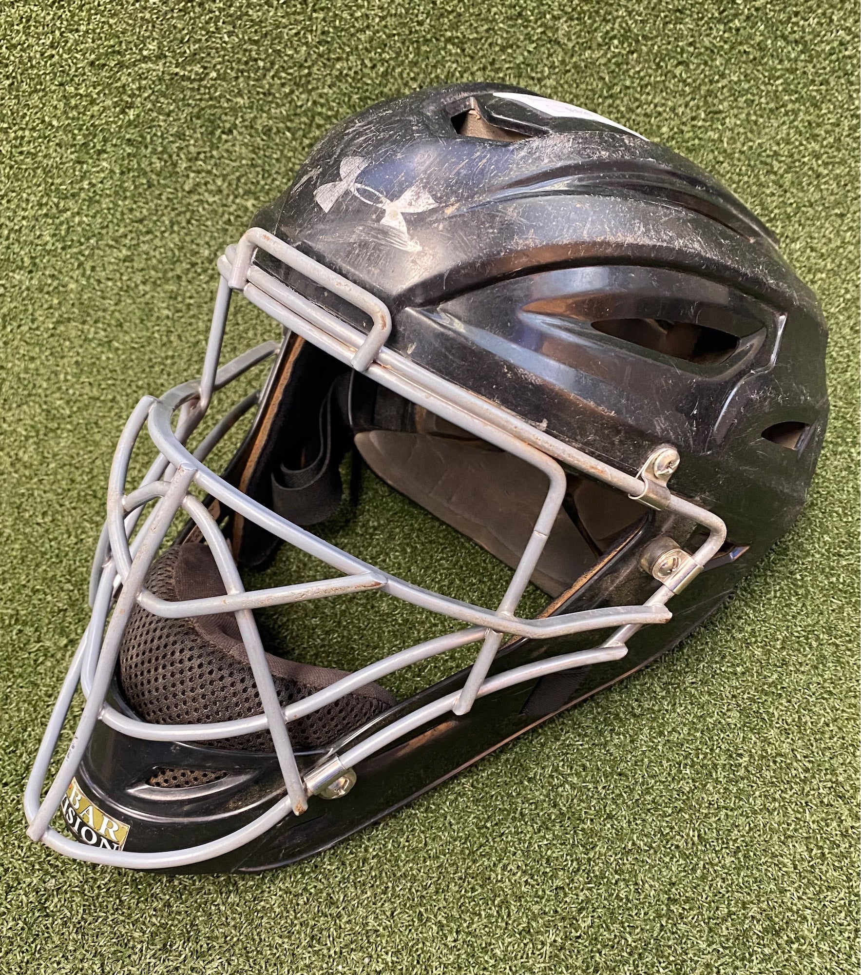 Under Armour Baseball Porn - Under Armour Catcher's Mask (9493) | SidelineSwap