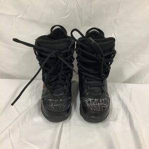 Used M3 M3 Junior 04 Boys Snowboard Boots