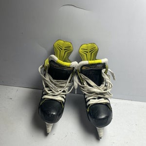 Used Bauer Supreme Comp Junior 03 D - R Regular Ice Hockey Skates