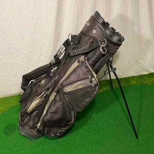 Bennington 12 Way Individual Divider System Golf Stand Bag With Backpack Straps