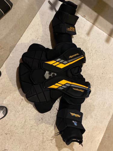 Used Small Vaughn Velocity VE8 Pro Goalie Chest Protector