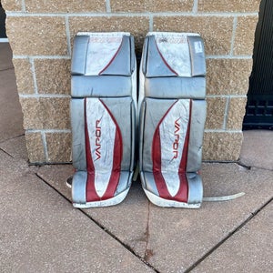 Used Bauer Vapor Ice Hockey Goalie Leg Pads 33 1 2"
