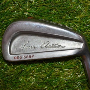 Cleveland	Tour Action REG 588P	6 Iron	RH	37"	Graphite	Regular	New Grip