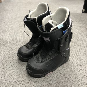 Used Burton Mint Senior 8.5 Womens Snowboard Boots