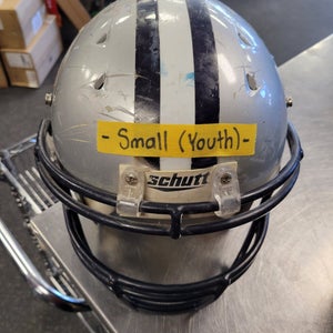 Used Schutt Dna Recruit Sm Football Helmets